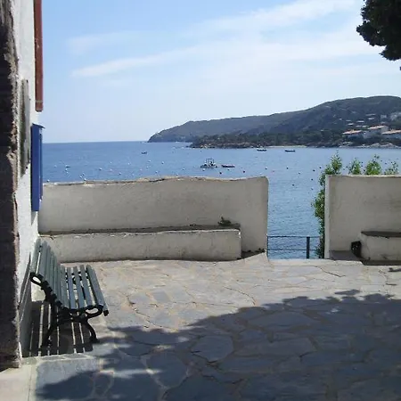 Nou Estrelles Cadaques