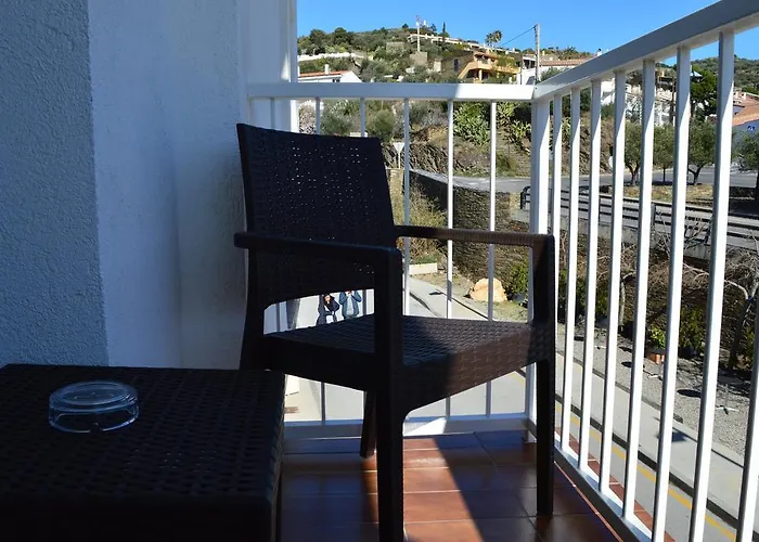 Hotel Nou Estrelles
